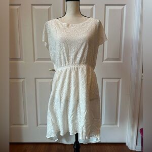 White Lace Short Sleeve Dress